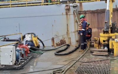 Buceo profesional y limpieza subacuática en instalaciones industriales